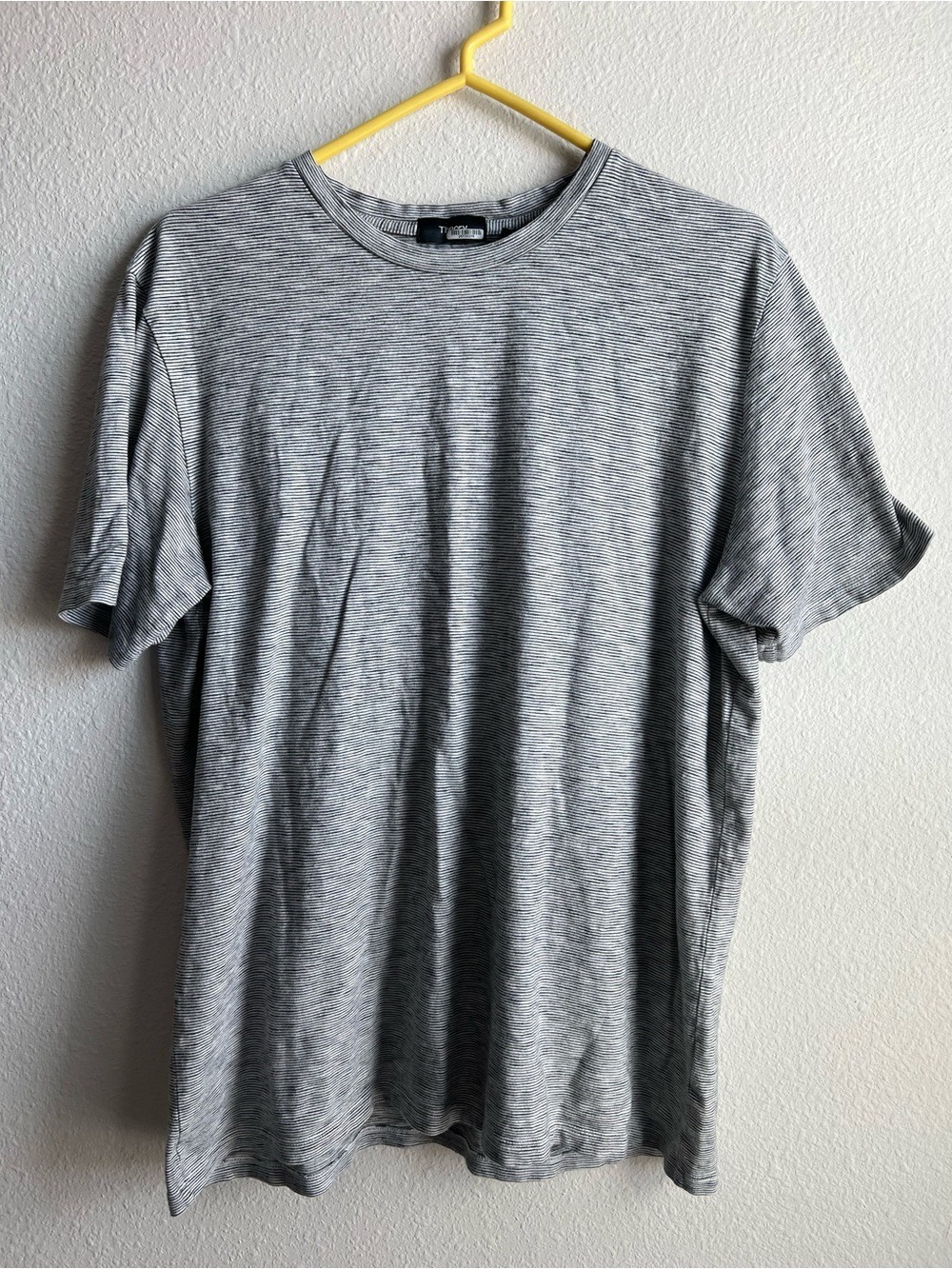 Theory Men's Heather Gray Short Sleeve Crew Tee